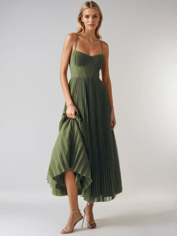 Gwen™ | Pleated Midi Dress